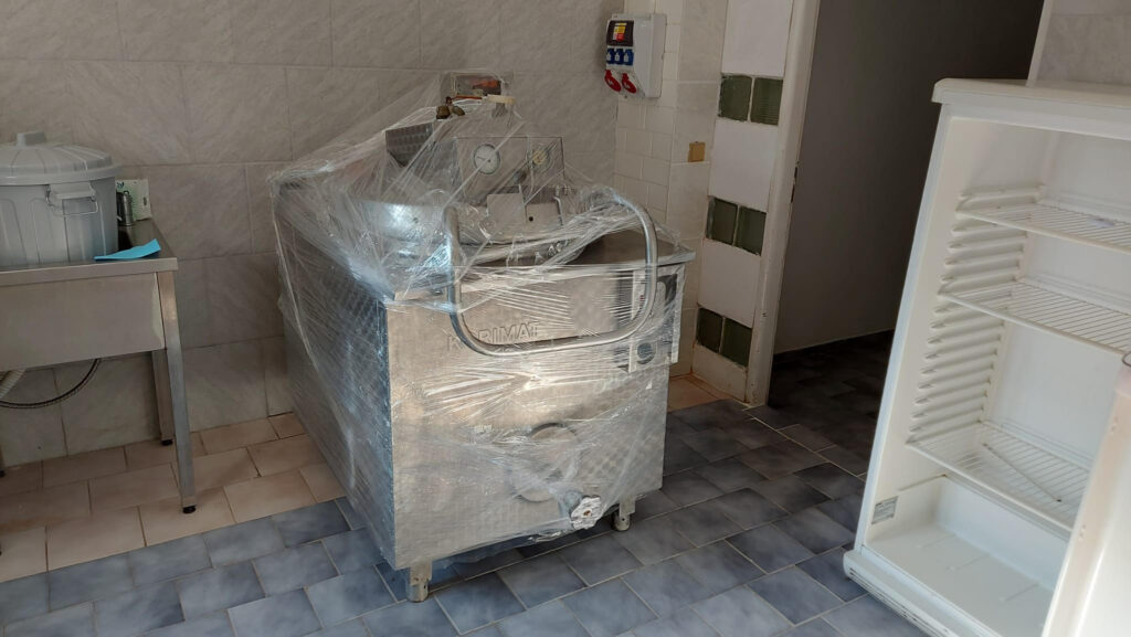 New autoclave delivered!